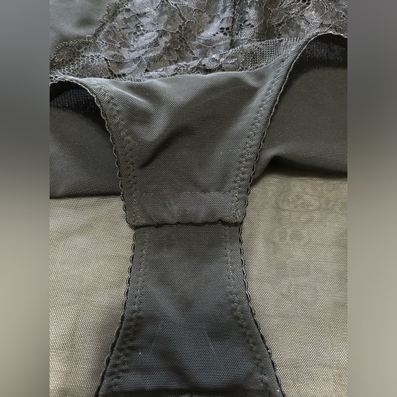 NWT Torrid Strappy Studded Lace Bodysuit - Picture 5 of 9